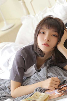 写作业坐在捧捧上面的句子